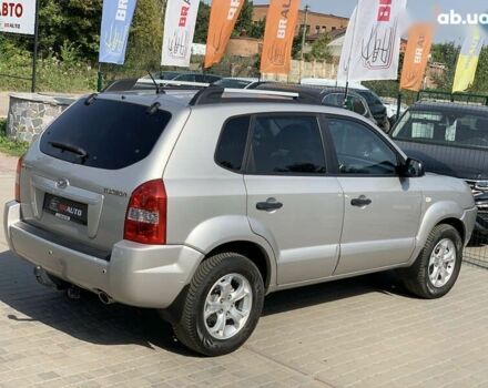 Хендай Туксон 2008 в Бердичеве на Automoto.ua Хендай Туксон, объемом двигателя 2 л и пробегом 196 тыс. км за 7955 $, фото 15 на Automoto.ua