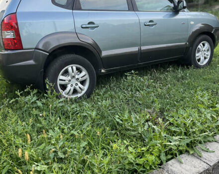 Хендай Туксон, объемом двигателя 0 л и пробегом 315 тыс. км за 7999 $, фото 6 на Automoto.ua