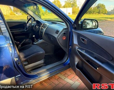 Хендай Туксон, об'ємом двигуна 2 л та пробігом 168 тис. км за 7500 $, фото 6 на Automoto.ua