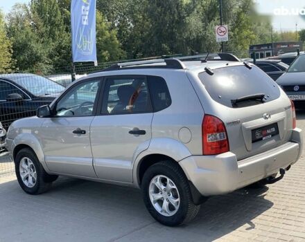 Хендай Туксон 2008 в Бердичеве на Automoto.ua Хендай Туксон, объемом двигателя 2 л и пробегом 196 тыс. км за 7955 $, фото 18 на Automoto.ua