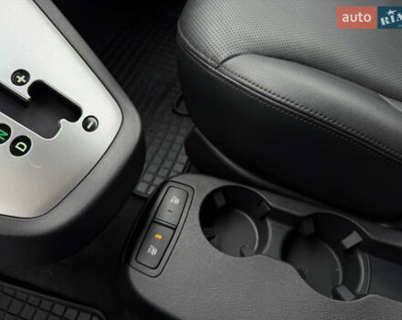 Хендай Туксон, об'ємом двигуна 0 л та пробігом 48 тис. км за 11800 $, фото 17 на Automoto.ua
