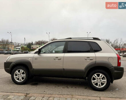 Хендай Туксон, объемом двигателя 2.66 л и пробегом 259 тыс. км за 9200 $, фото 1 на Automoto.ua