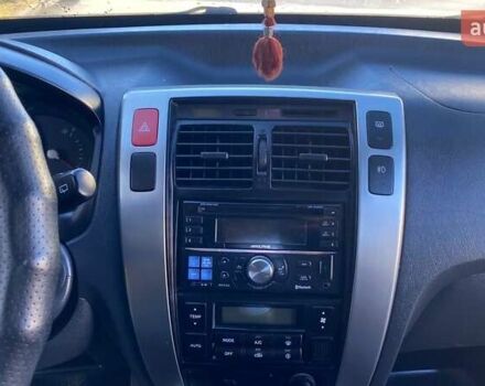 Хендай Туксон, об'ємом двигуна 1.98 л та пробігом 270 тис. км за 8650 $, фото 11 на Automoto.ua