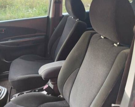 Хендай Туксон, объемом двигателя 2 л и пробегом 255 тыс. км за 7950 $, фото 6 на Automoto.ua