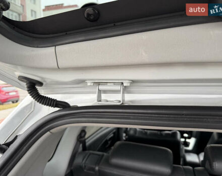 Хендай Туксон, об'ємом двигуна 1.98 л та пробігом 168 тис. км за 8899 $, фото 28 на Automoto.ua