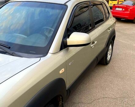 Хендай Туксон, объемом двигателя 2 л и пробегом 226 тыс. км за 7950 $, фото 3 на Automoto.ua