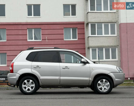 Хендай Туксон, об'ємом двигуна 1.98 л та пробігом 168 тис. км за 8899 $, фото 1 на Automoto.ua