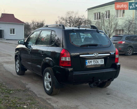 Хендай Туксон, объемом двигателя 2 л и пробегом 360 тыс. км за 6300 $, фото 14 на Automoto.ua