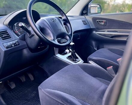 Хендай Туксон, об'ємом двигуна 2 л та пробігом 1000 тис. км за 7999 $, фото 3 на Automoto.ua