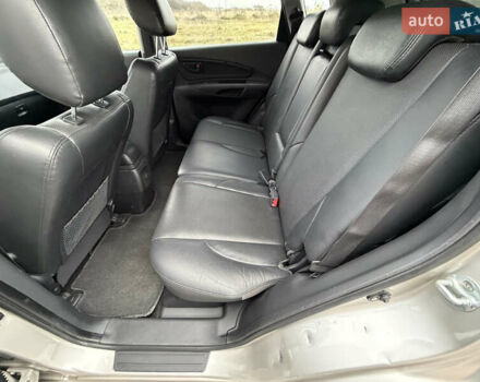 Хендай Туксон, об'ємом двигуна 1.98 л та пробігом 168 тис. км за 8899 $, фото 43 на Automoto.ua