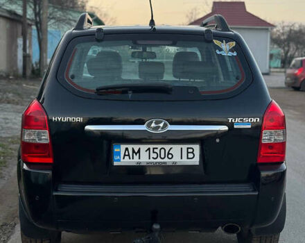 Хендай Туксон, объемом двигателя 2 л и пробегом 360 тыс. км за 6300 $, фото 3 на Automoto.ua