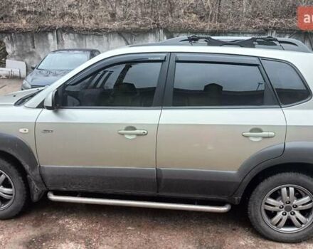 Хендай Туксон, об'ємом двигуна 2 л та пробігом 96 тис. км за 8500 $, фото 2 на Automoto.ua