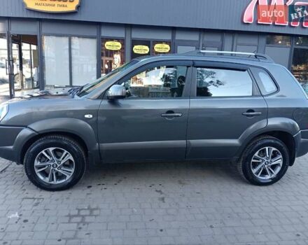 Хендай Туксон, объемом двигателя 2 л и пробегом 216 тыс. км за 8200 $, фото 6 на Automoto.ua