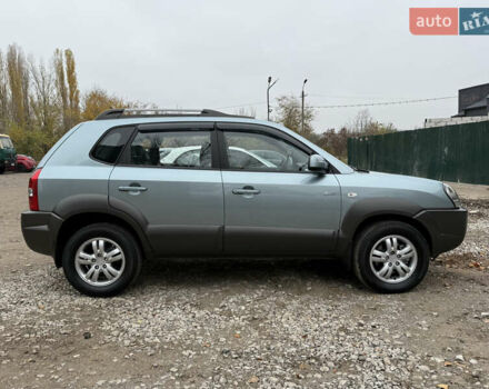 Хендай Туксон, об'ємом двигуна 0 л та пробігом 48 тис. км за 11800 $, фото 4 на Automoto.ua