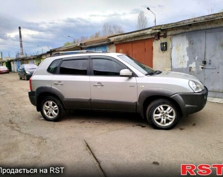 Хендай Туксон, объемом двигателя 2 л и пробегом 247 тыс. км за 8200 $, фото 1 на Automoto.ua