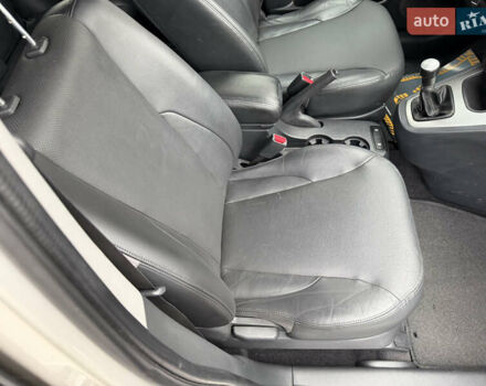 Хендай Туксон, об'ємом двигуна 1.98 л та пробігом 168 тис. км за 8899 $, фото 77 на Automoto.ua