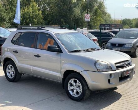 Хендай Туксон 2008 в Бердичеве на Automoto.ua Хендай Туксон, объемом двигателя 2 л и пробегом 196 тыс. км за 7955 $, фото 7 на Automoto.ua