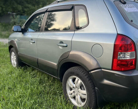 Хендай Туксон, объемом двигателя 0 л и пробегом 315 тыс. км за 7999 $, фото 62 на Automoto.ua