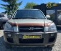 Хендай Туксон, объемом двигателя 2 л и пробегом 219 тыс. км за 8200 $, фото 1 на Automoto.ua