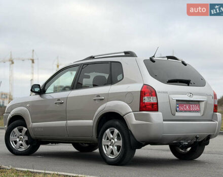 Хендай Туксон, об'ємом двигуна 1.98 л та пробігом 168 тис. км за 8899 $, фото 13 на Automoto.ua
