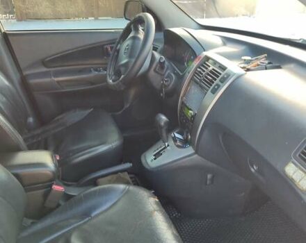 Хендай Туксон, об'ємом двигуна 2 л та пробігом 235 тис. км за 7500 $, фото 8 на Automoto.ua