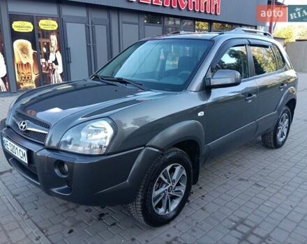 Хендай Туксон, объемом двигателя 2 л и пробегом 216 тыс. км за 8200 $, фото 7 на Automoto.ua