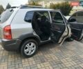 Хендай Туксон, объемом двигателя 2 л и пробегом 250 тыс. км за 7500 $, фото 22 на Automoto.ua