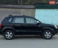 Хендай Туксон, объемом двигателя 2 л и пробегом 360 тыс. км за 6300 $, фото 12 на Automoto.ua