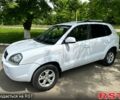 Хендай Туксон, объемом двигателя 2 л и пробегом 204 тыс. км за 7700 $, фото 2 на Automoto.ua