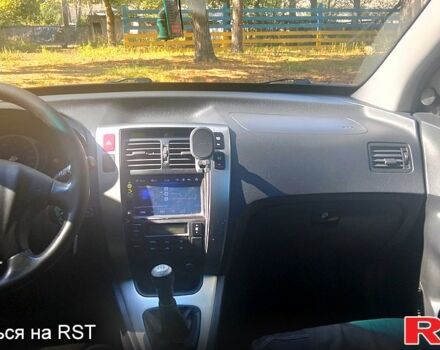 Хендай Туксон, объемом двигателя 2 л и пробегом 287 тыс. км за 8900 $, фото 6 на Automoto.ua