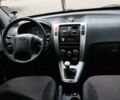 Хендай Туксон, объемом двигателя 2 л и пробегом 250 тыс. км за 7500 $, фото 11 на Automoto.ua