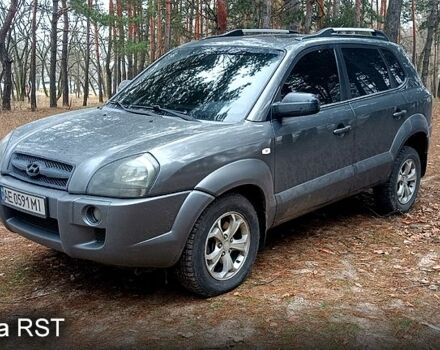 Хендай Туксон, объемом двигателя 2 л и пробегом 272 тыс. км за 9000 $, фото 1 на Automoto.ua