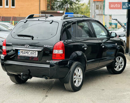 Хендай Туксон, объемом двигателя 2 л и пробегом 190 тыс. км за 8900 $, фото 3 на Automoto.ua
