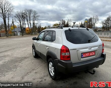 Хендай Туксон, объемом двигателя 2 л и пробегом 213 тыс. км за 8000 $, фото 2 на Automoto.ua