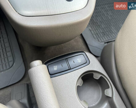 Хендай Туксон, объемом двигателя 2 л и пробегом 163 тыс. км за 8300 $, фото 22 на Automoto.ua