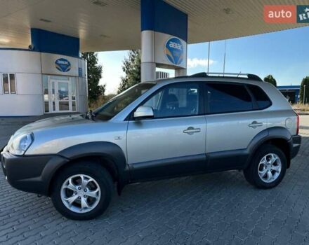 Хендай Туксон, объемом двигателя 0 л и пробегом 166 тыс. км за 8999 $, фото 1 на Automoto.ua