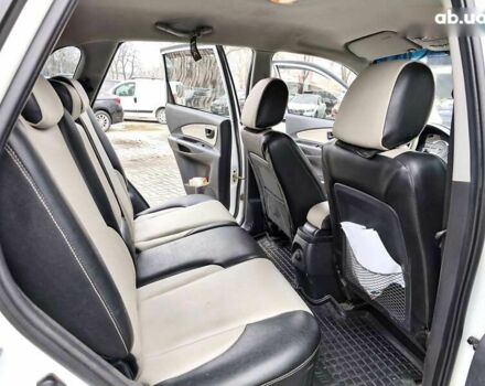 Хендай Туксон, объемом двигателя 0 л и пробегом 153 тыс. км за 8950 $, фото 12 на Automoto.ua