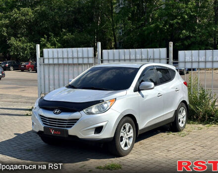 Хендай Туксон, объемом двигателя 2 л и пробегом 220 тыс. км за 12799 $, фото 2 на Automoto.ua