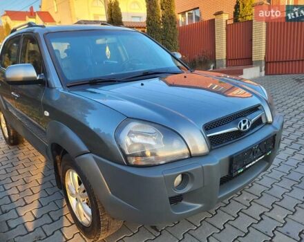 Хендай Туксон, объемом двигателя 2 л и пробегом 213 тыс. км за 10400 $, фото 9 на Automoto.ua