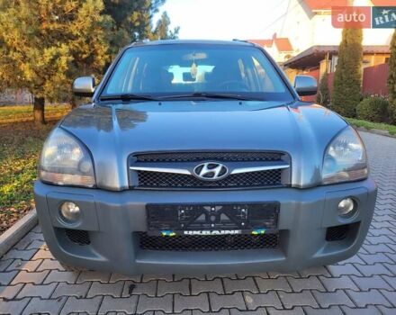 Хендай Туксон, объемом двигателя 2 л и пробегом 213 тыс. км за 10400 $, фото 26 на Automoto.ua