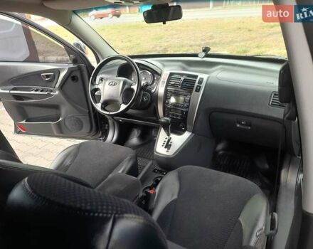 Хендай Туксон, об'ємом двигуна 1.98 л та пробігом 174 тис. км за 11000 $, фото 9 на Automoto.ua