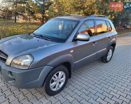 Хендай Туксон, объемом двигателя 2 л и пробегом 213 тыс. км за 10400 $, фото 30 на Automoto.ua