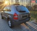 Хендай Туксон, объемом двигателя 2 л и пробегом 213 тыс. км за 10400 $, фото 24 на Automoto.ua