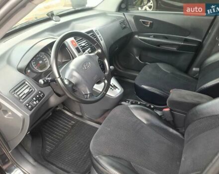 Хендай Туксон, об'ємом двигуна 1.98 л та пробігом 174 тис. км за 11000 $, фото 5 на Automoto.ua