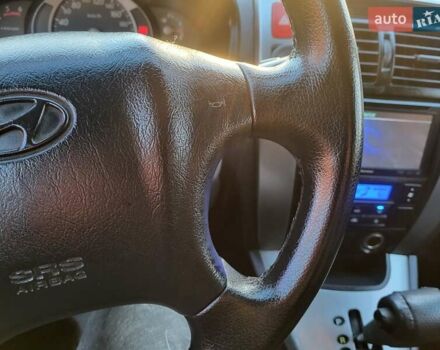 Хендай Туксон, объемом двигателя 2 л и пробегом 213 тыс. км за 10400 $, фото 103 на Automoto.ua