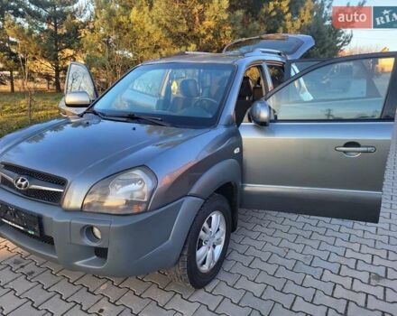 Хендай Туксон, объемом двигателя 2 л и пробегом 213 тыс. км за 10400 $, фото 38 на Automoto.ua