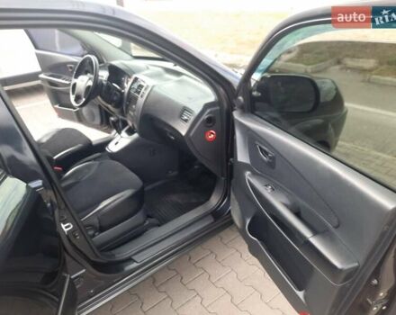 Хендай Туксон, об'ємом двигуна 1.98 л та пробігом 174 тис. км за 11000 $, фото 7 на Automoto.ua