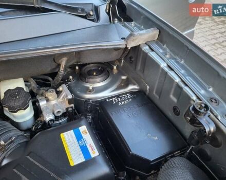 Хендай Туксон, объемом двигателя 2 л и пробегом 213 тыс. км за 10400 $, фото 102 на Automoto.ua