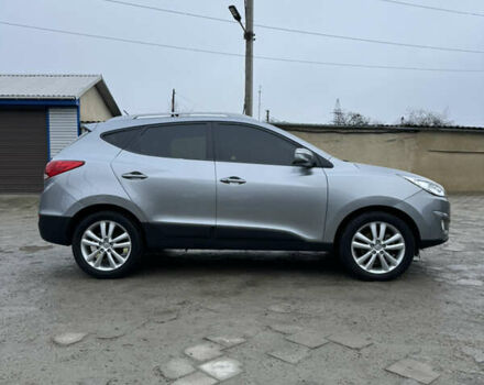 Хендай Туксон, объемом двигателя 2 л и пробегом 187 тыс. км за 14700 $, фото 6 на Automoto.ua