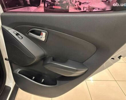 Хендай Туксон, об'ємом двигуна 2 л та пробігом 161 тис. км за 15500 $, фото 22 на Automoto.ua